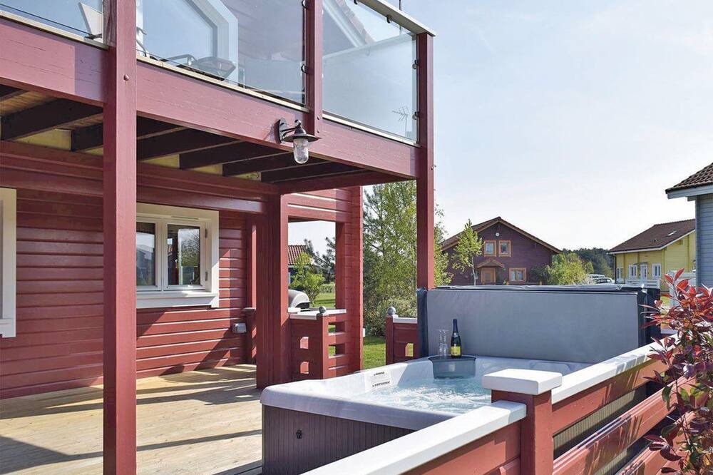 Photo of Outdoor in Hopton