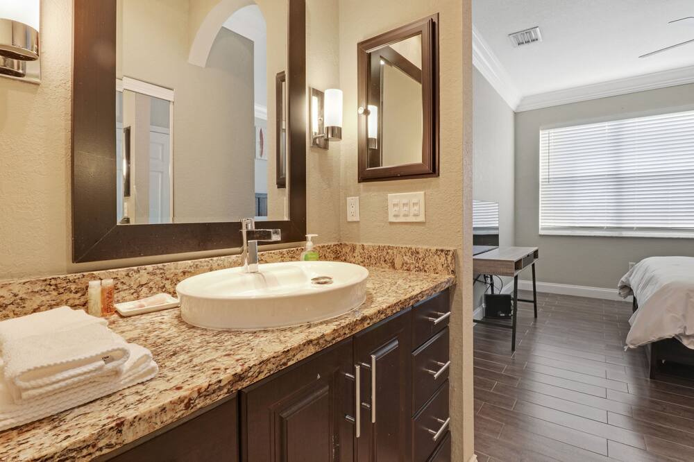Photo of Bathroom in North Lauderdale