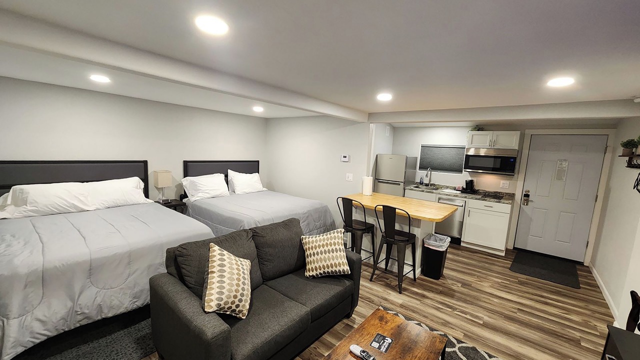 Photo of Bedroom in Saratoga