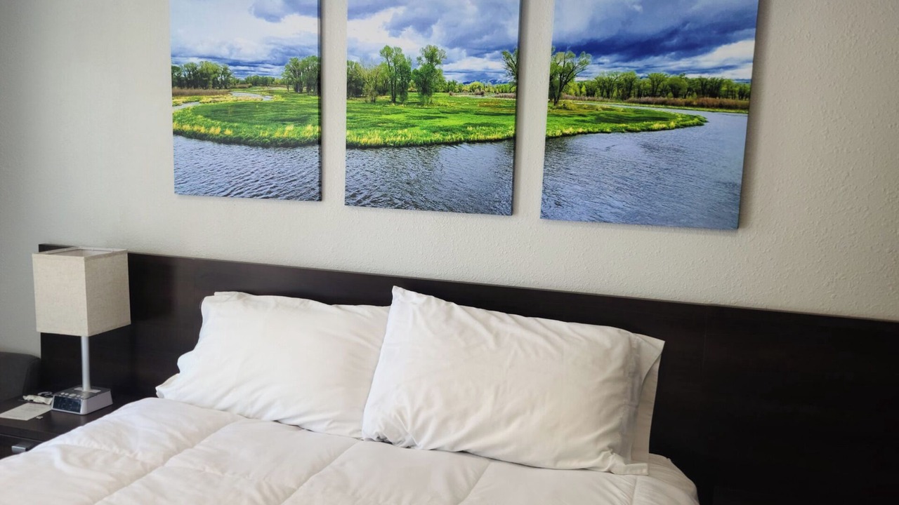 Photo of Bedroom in Saratoga