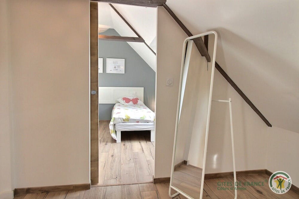 Photo of Bedroom in Plouagat