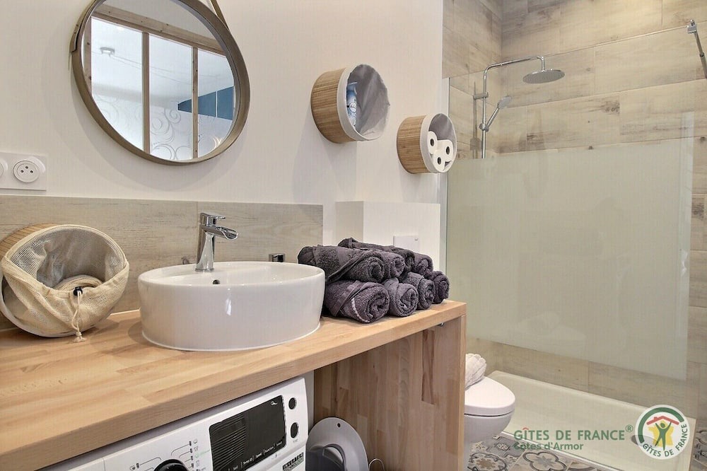 Photo of Bathroom in Plouagat