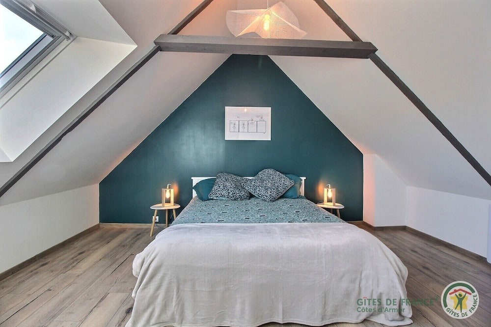 Photo of Bedroom in Plouagat