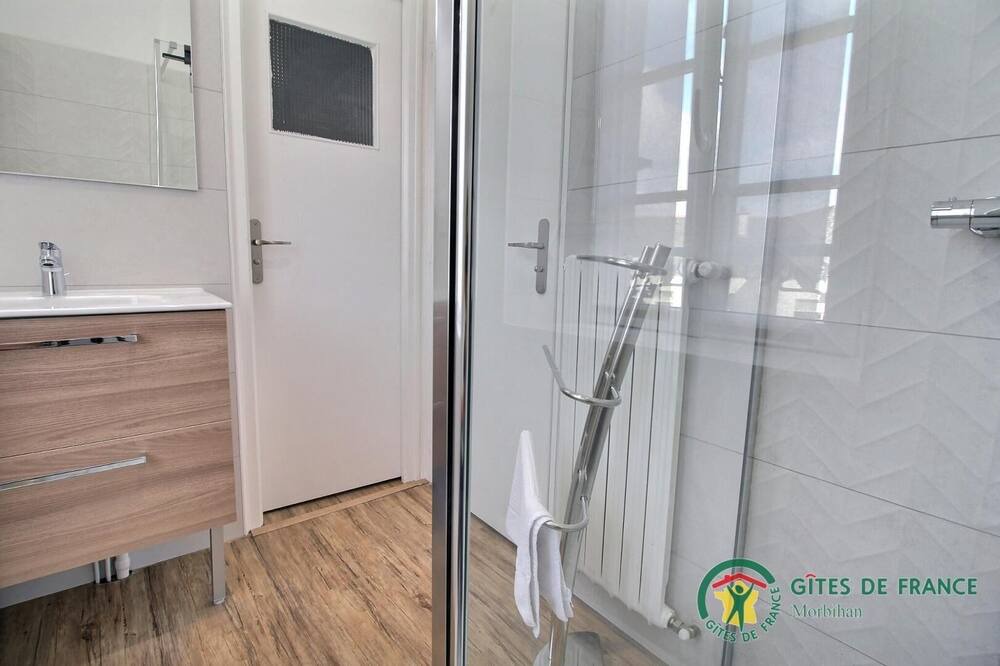 Photo of Bathroom in Muzillac