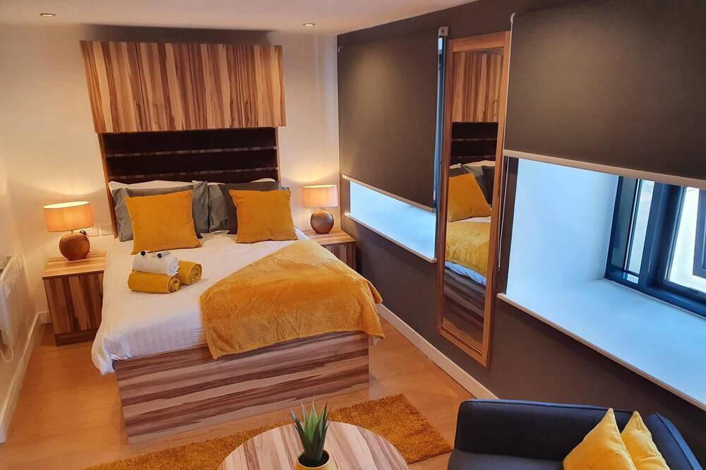 Photo of Others in Huddersfield