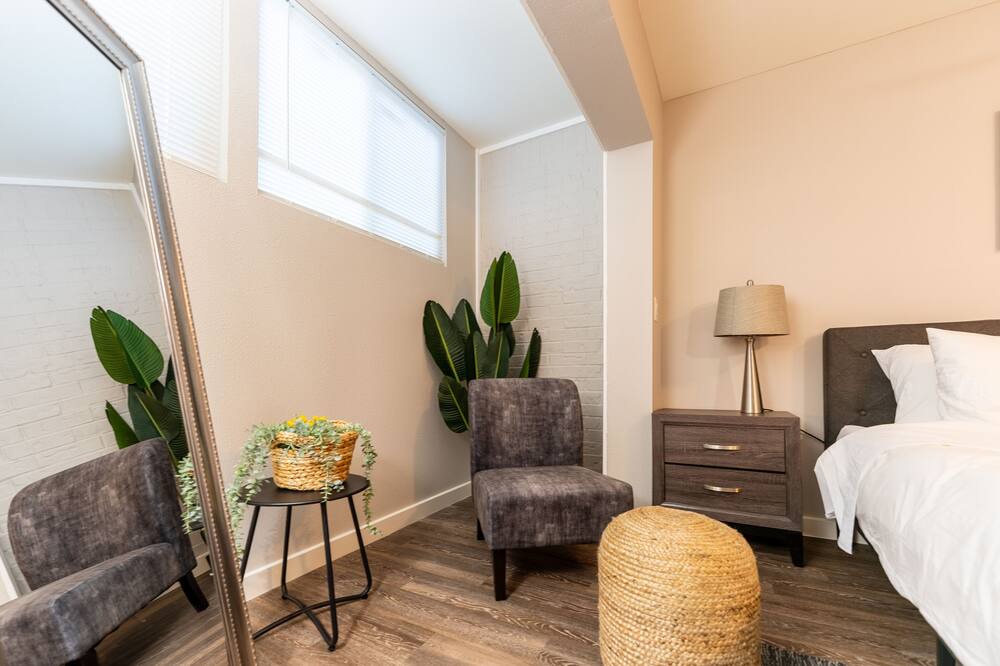 Photo of Bedroom in University Hills and Windsor Park
