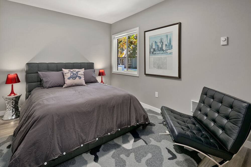 Photo of Others in Central District