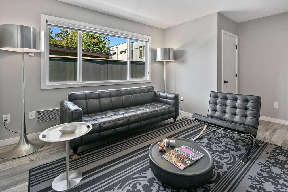 Photo of Others in Central District