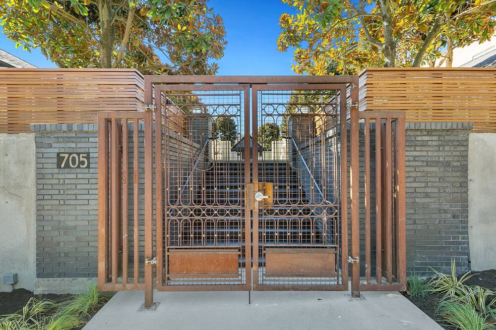 Photo of Outdoor in Central District