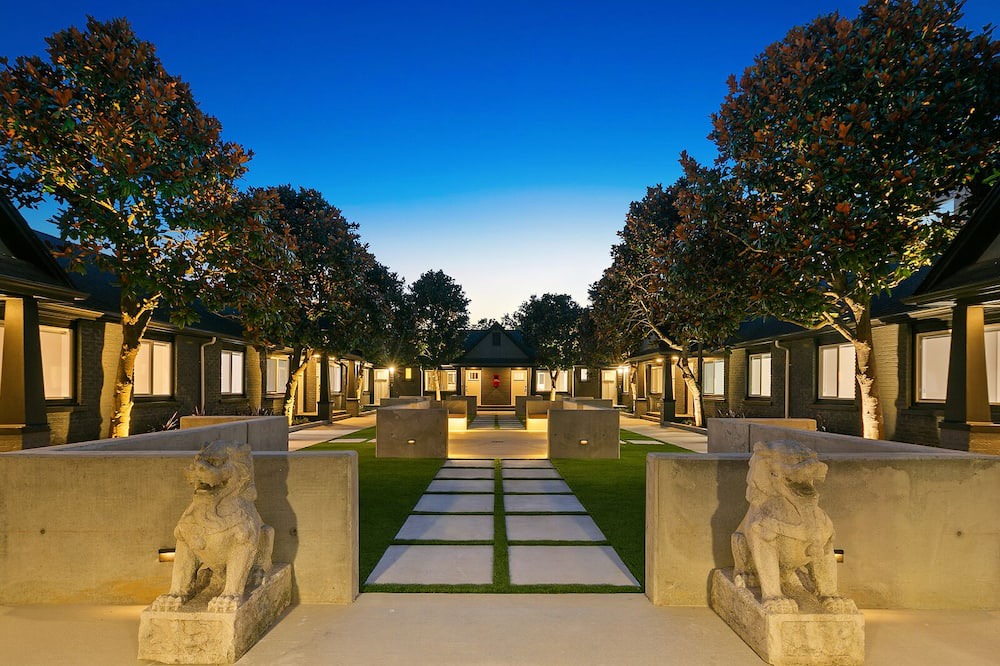 Photo of Outdoor in Central District