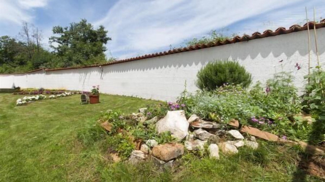 Photo of Outdoor in Cere