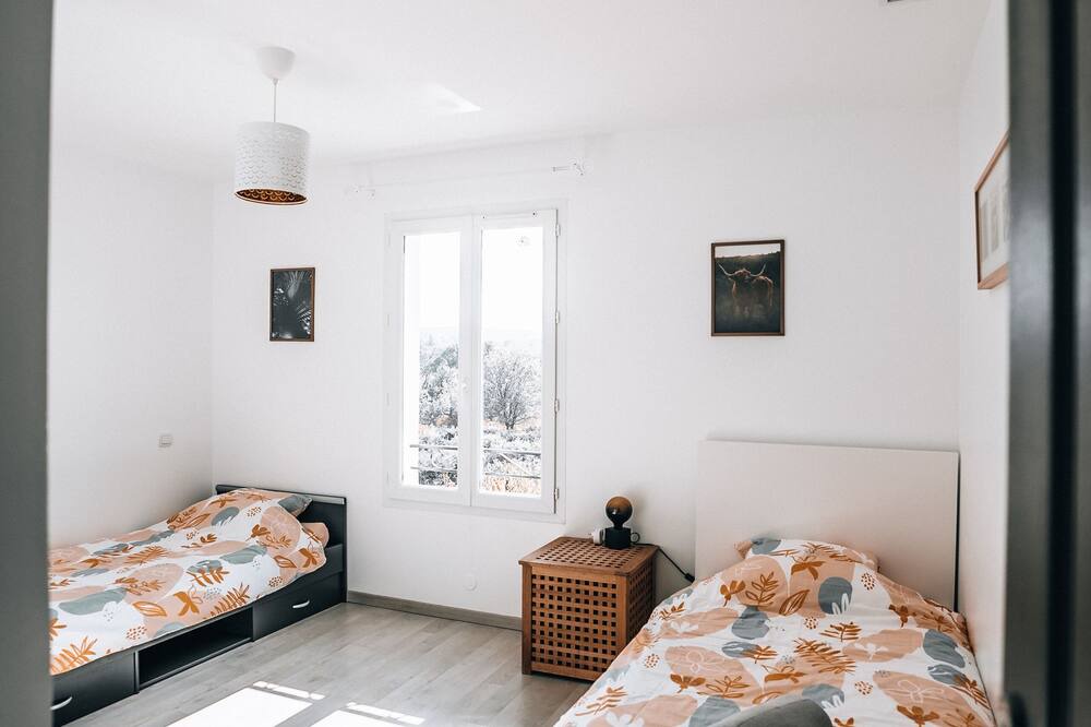 Photo of Bedroom in Issirac
