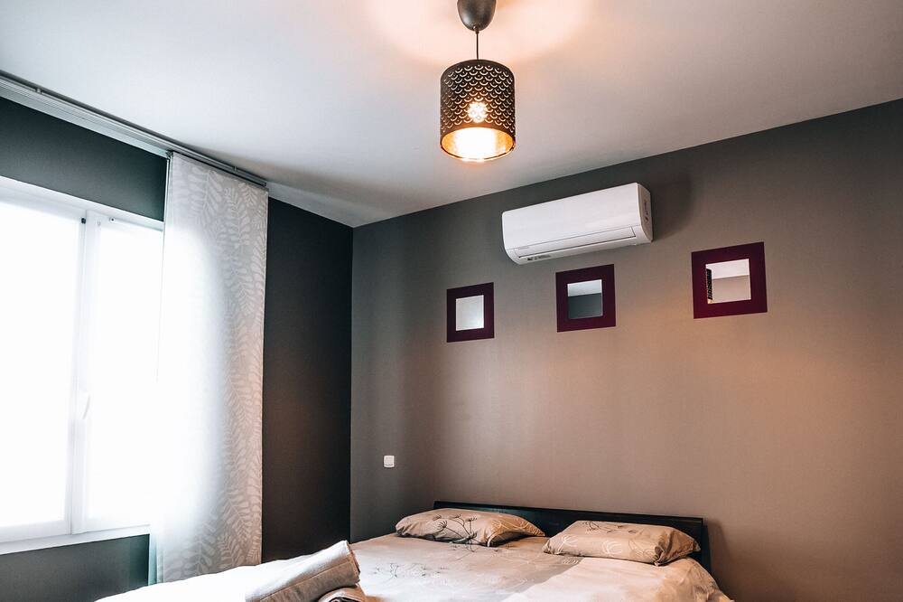 Photo of Bedroom in Issirac