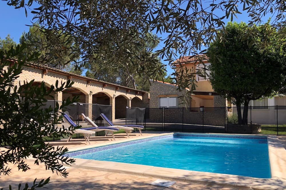 Photo of Outdoor in Milhaud