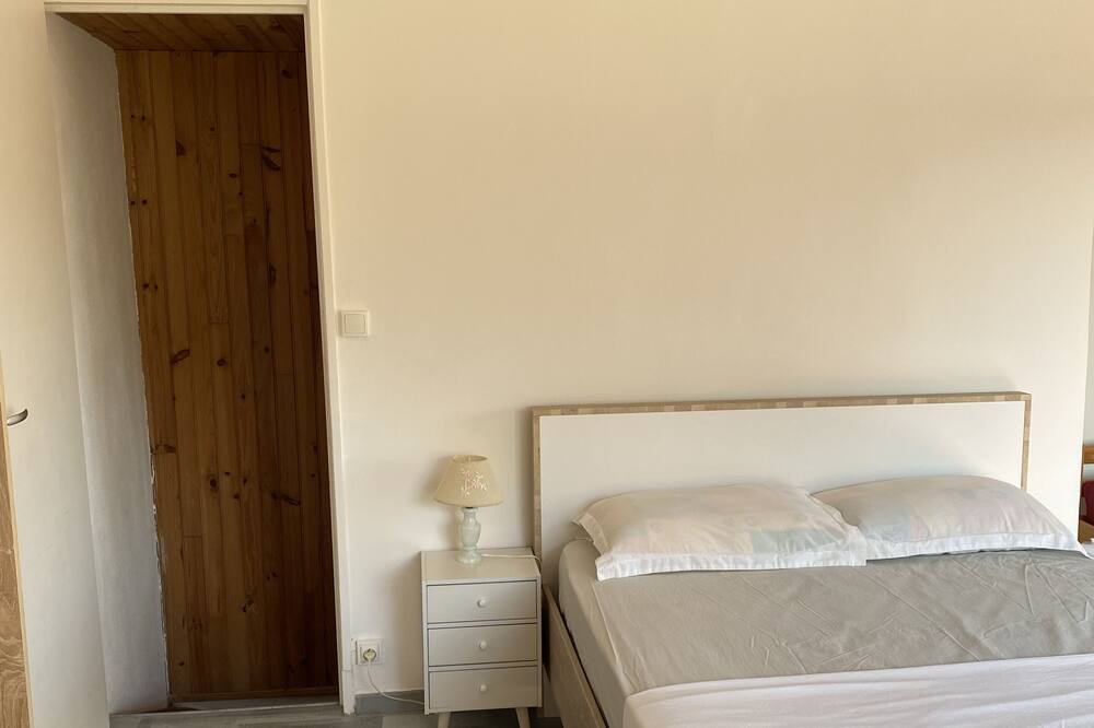 Photo of Bedroom in Milhaud