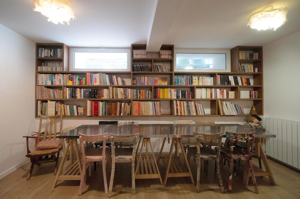 Photo of Others in Clamart