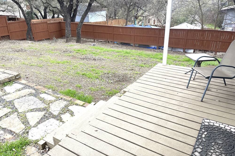 Photo of Outdoor in Cardinal Hills