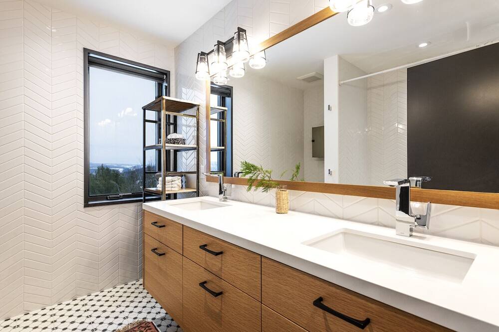 Photo of Bathroom in Meaford