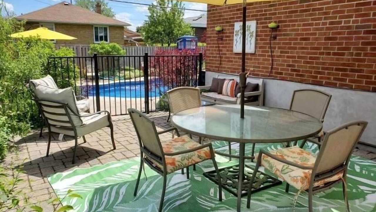 Photo of Outdoor in Etobicoke