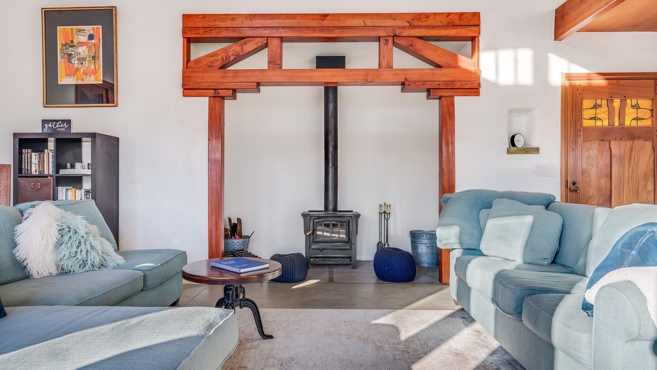 Photo of Livingroom in Templeton