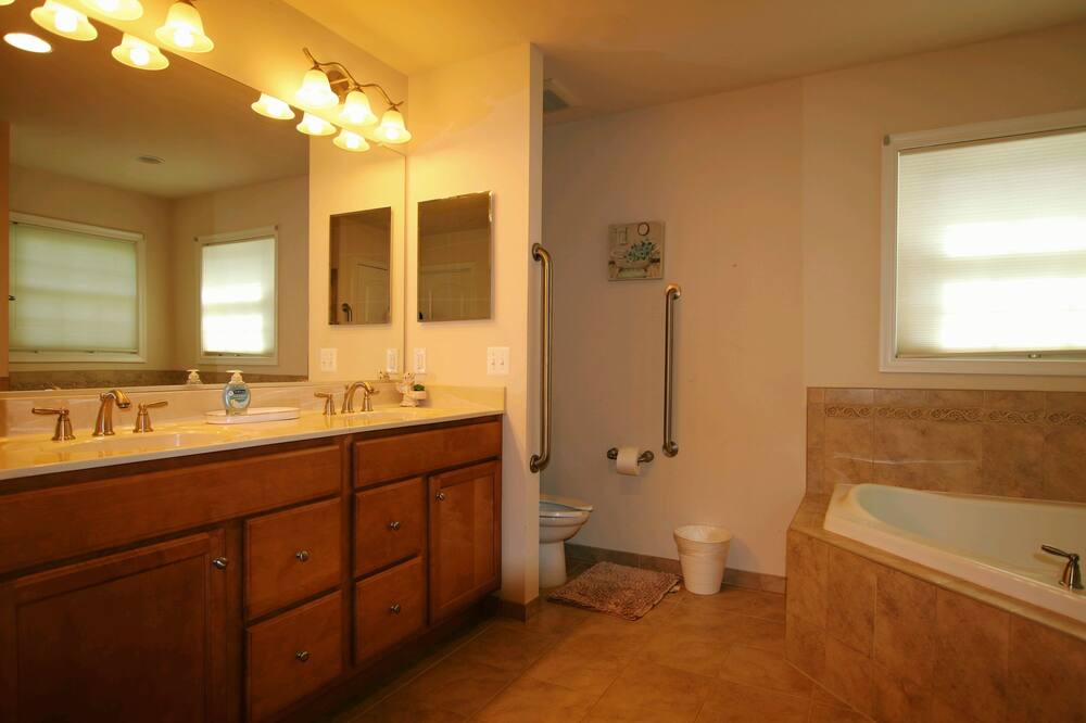 Photo of Bathroom in Springfield