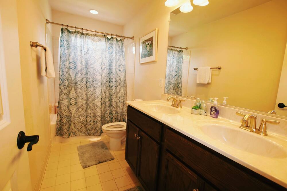 Photo of Bathroom in Springfield