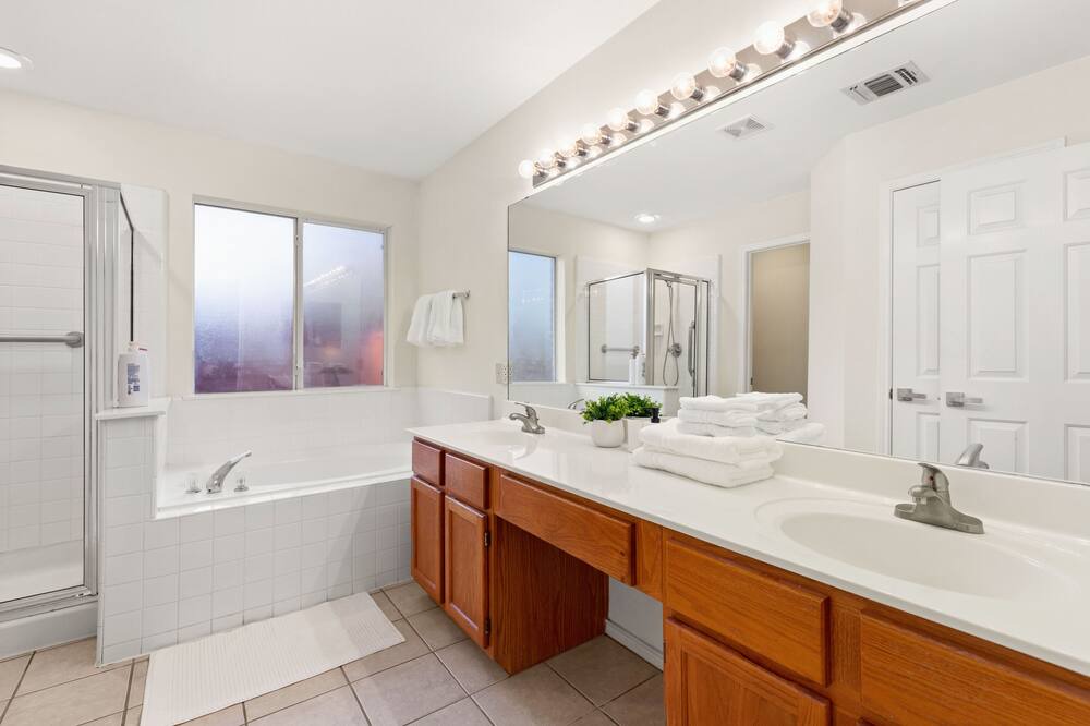 Photo of Bathroom in North San Antonio - SAT