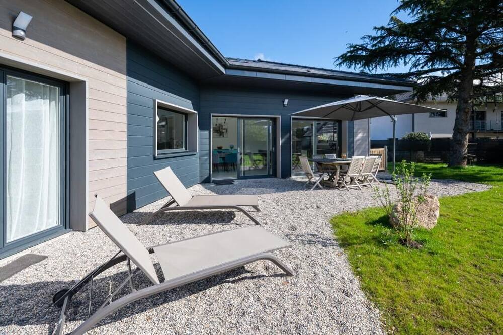 Photo of Outdoor in Bonne