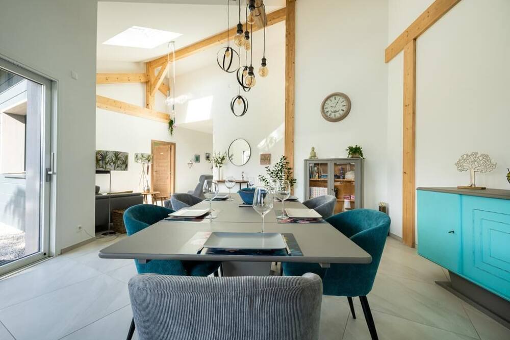 Photo of Others in Bonne