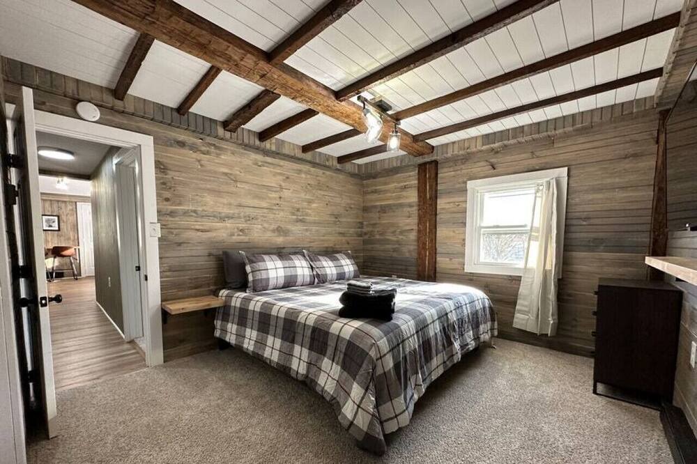 Photo of Others in Blodgett Mills