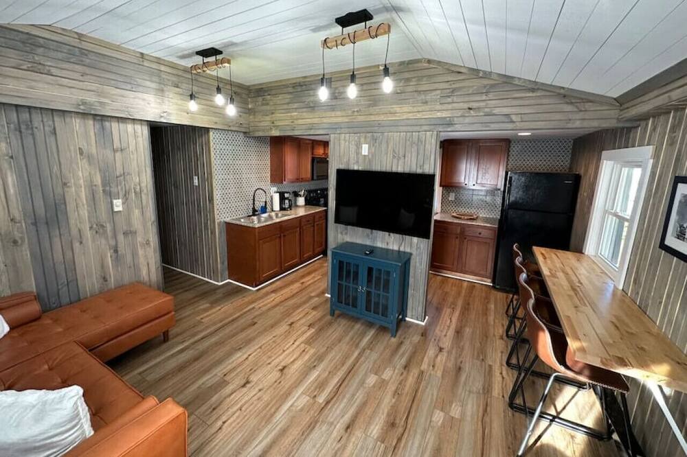 Photo of Others in Blodgett Mills