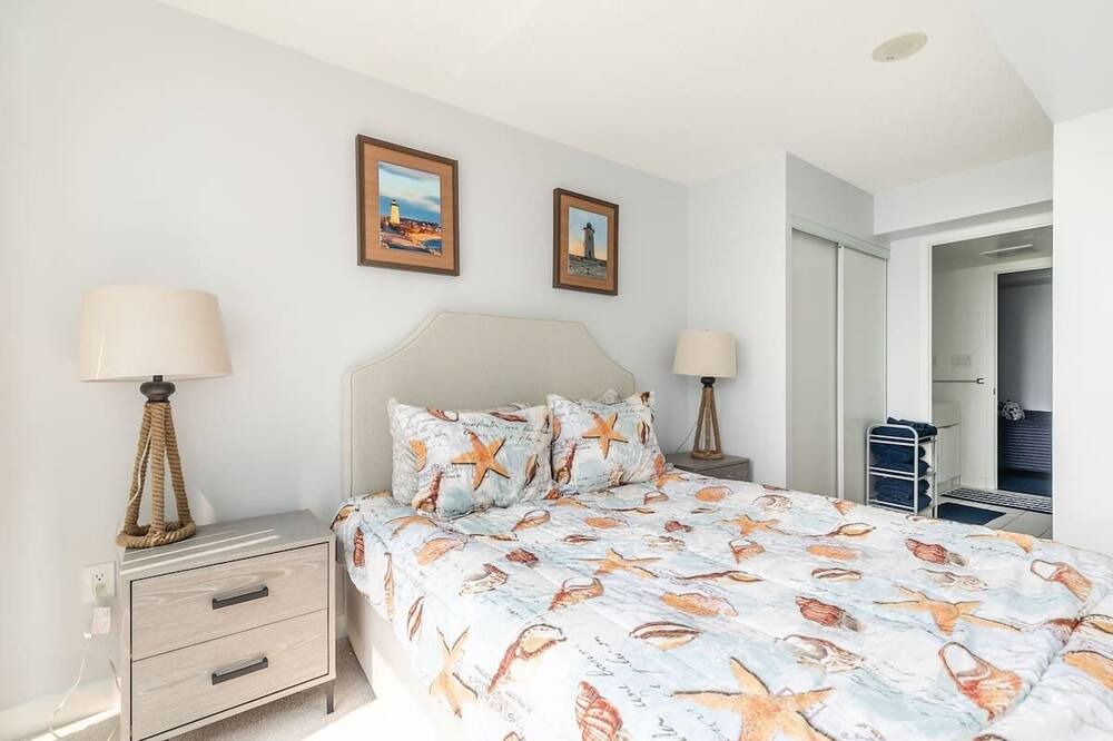 Photo of Bedroom in De Lorimier