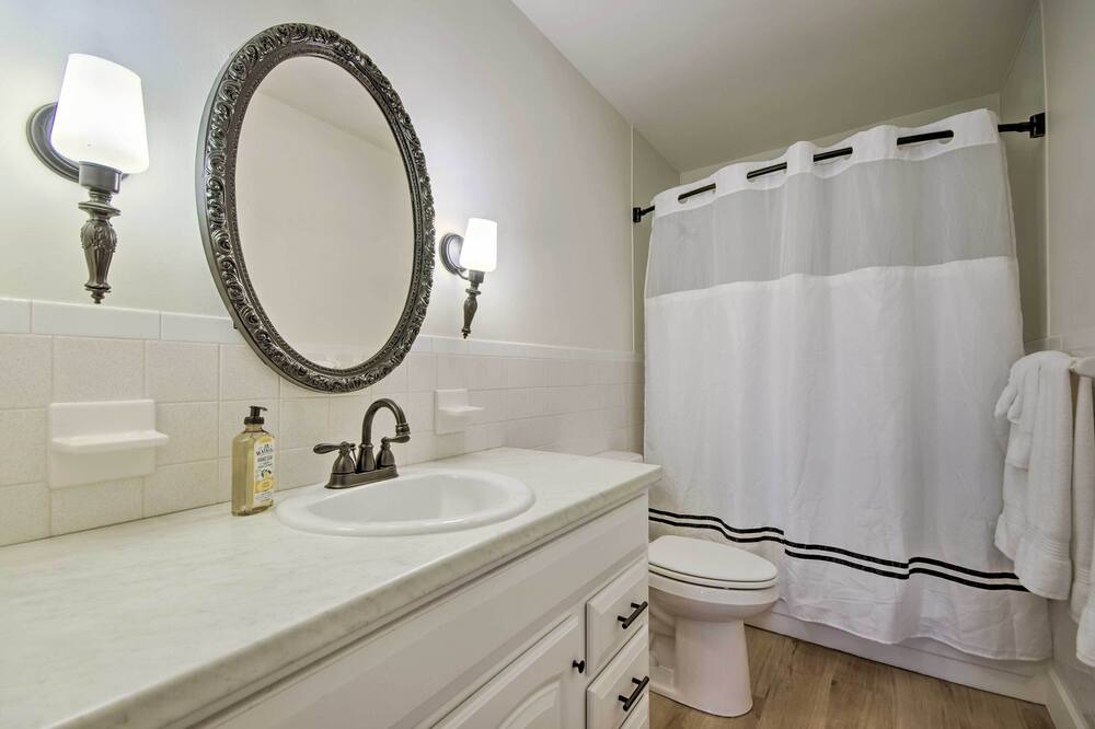 Photo of Bathroom in Rolla
