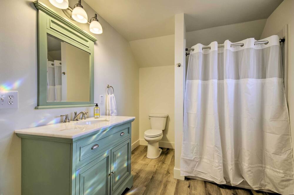 Photo of Bathroom in Rolla