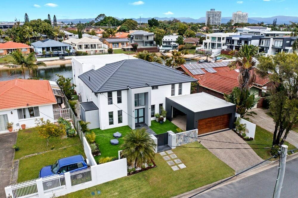 Photo of Outdoor in Broadbeach