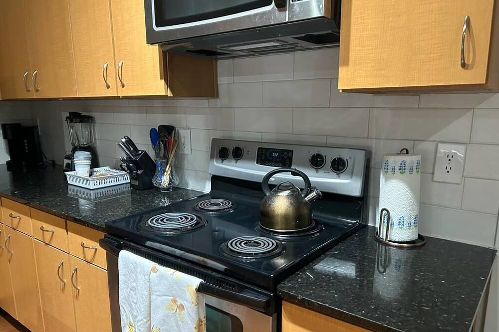 Photo of Kitchen in Energy Corridor