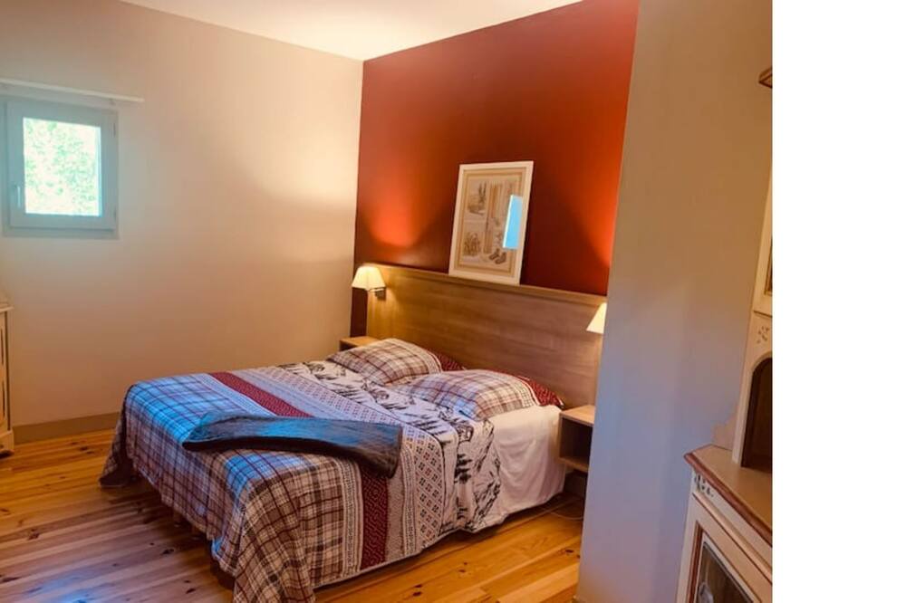Photo of Bedroom in Arreau