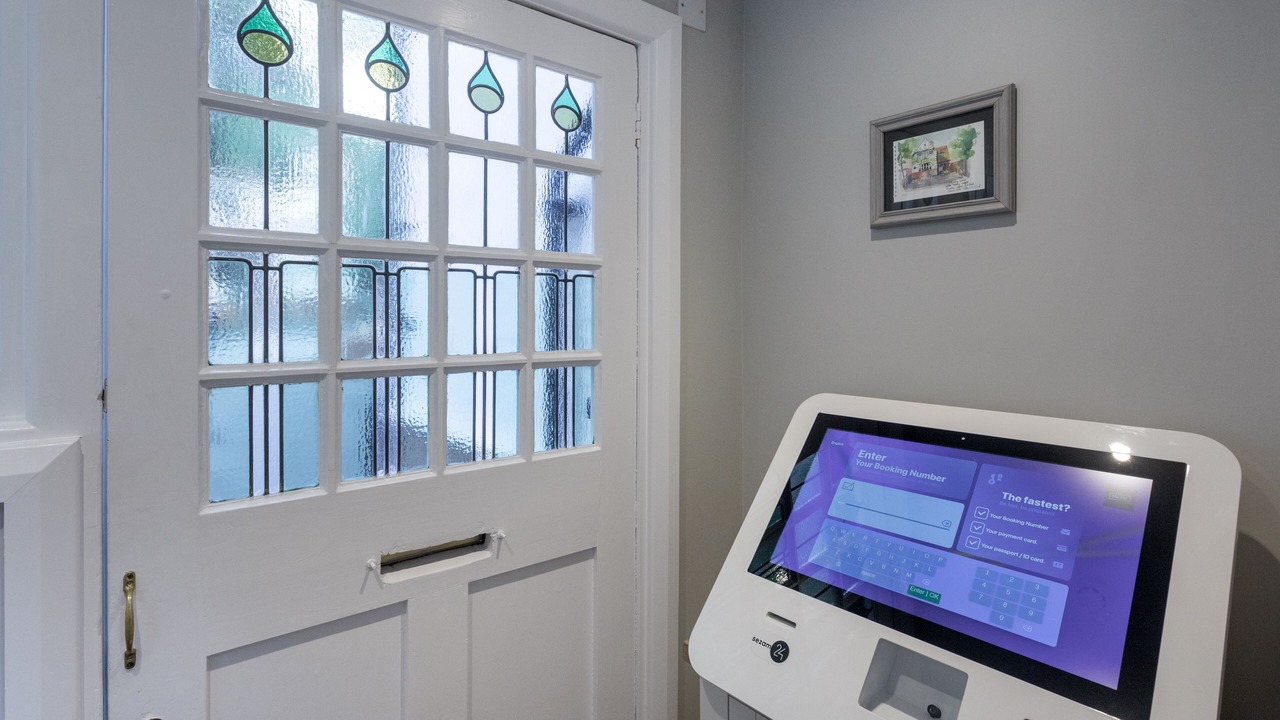 Photo of Others in Oxford