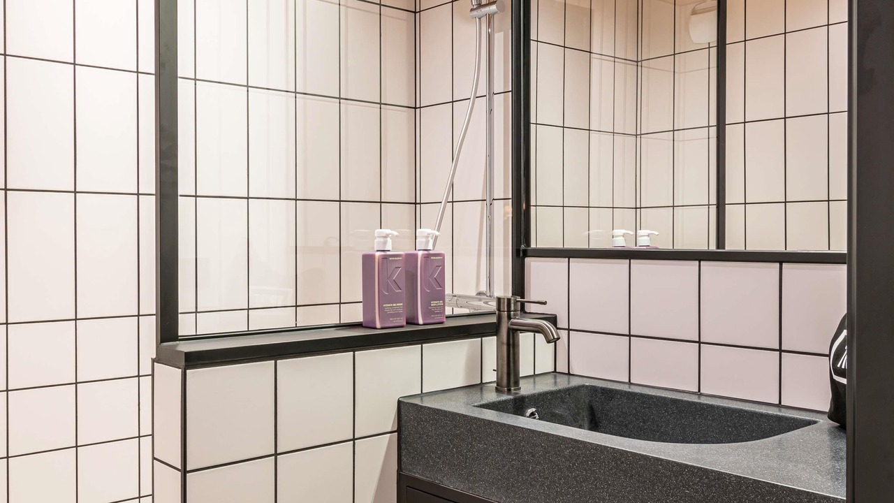 Photo of Bedroom in Saint-Ouen
