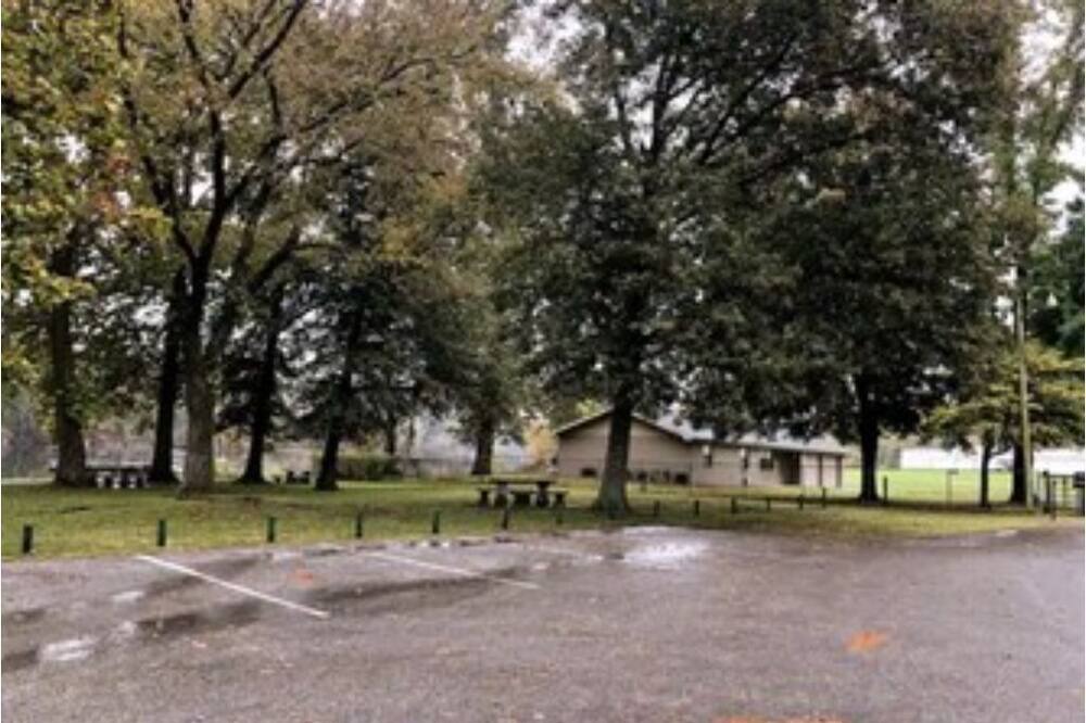 Photo of Outdoor in Maysville