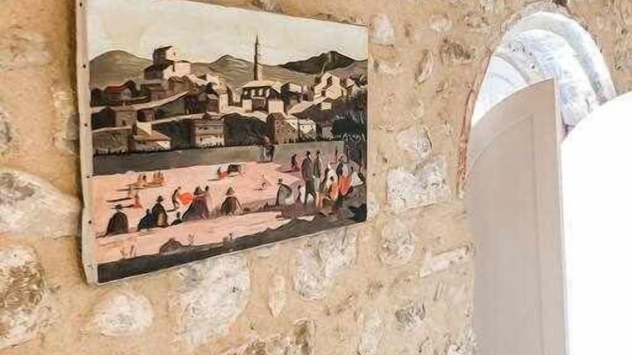 Photo of Others in Besalu