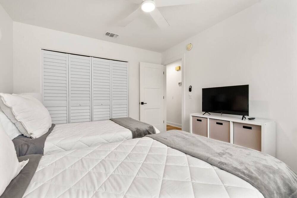 Photo of Bedroom in Sawgrass