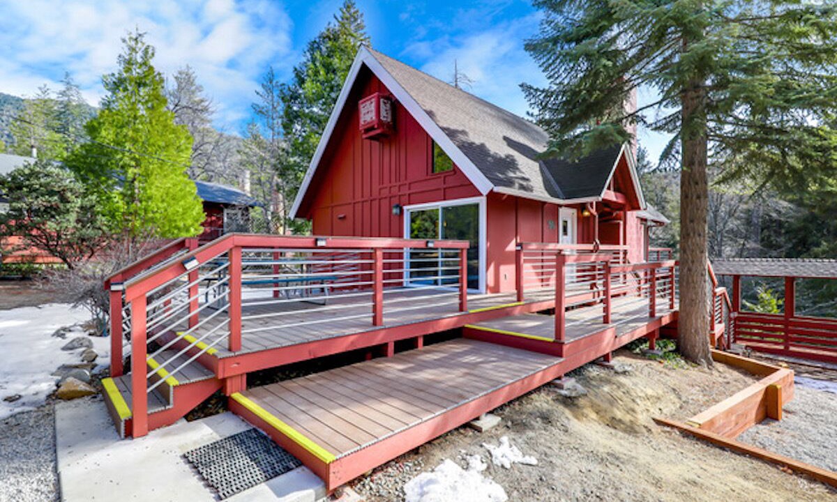 Photo of Others in Idyllwild