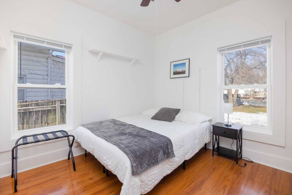 Photo of Others in Des Moines