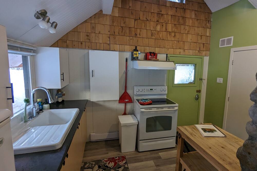 Photo of Kitchen in Saint-Mathieu-du-Parc