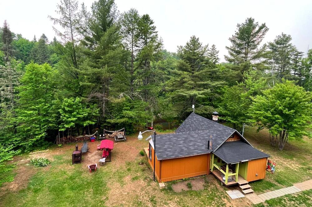 Photo of Outdoor in Saint-Mathieu-du-Parc