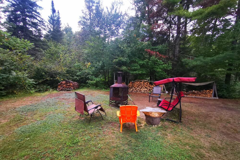 Photo of Outdoor in Saint-Mathieu-du-Parc
