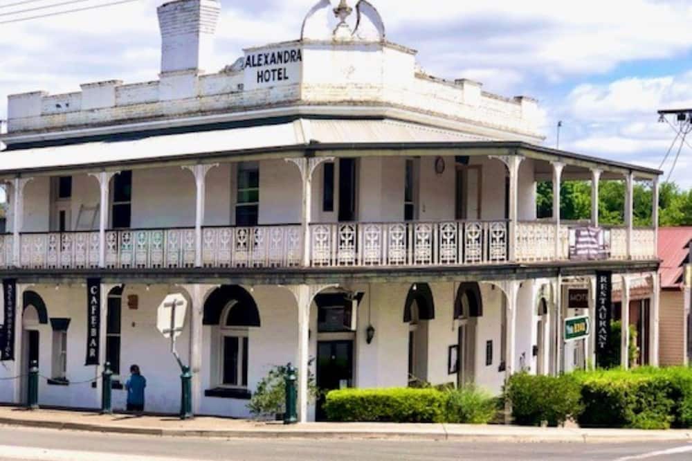 Photo of Outdoor in Alexandra