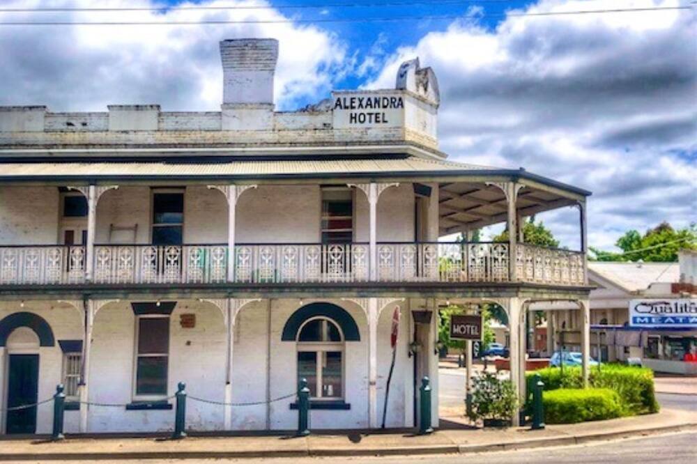 Photo of Outdoor in Alexandra