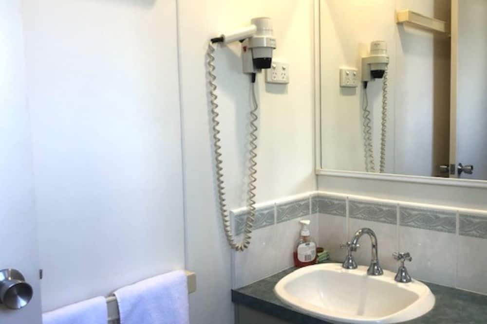 Photo of Bathroom in Alexandra